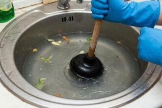 Unclog a Kitchen Sink